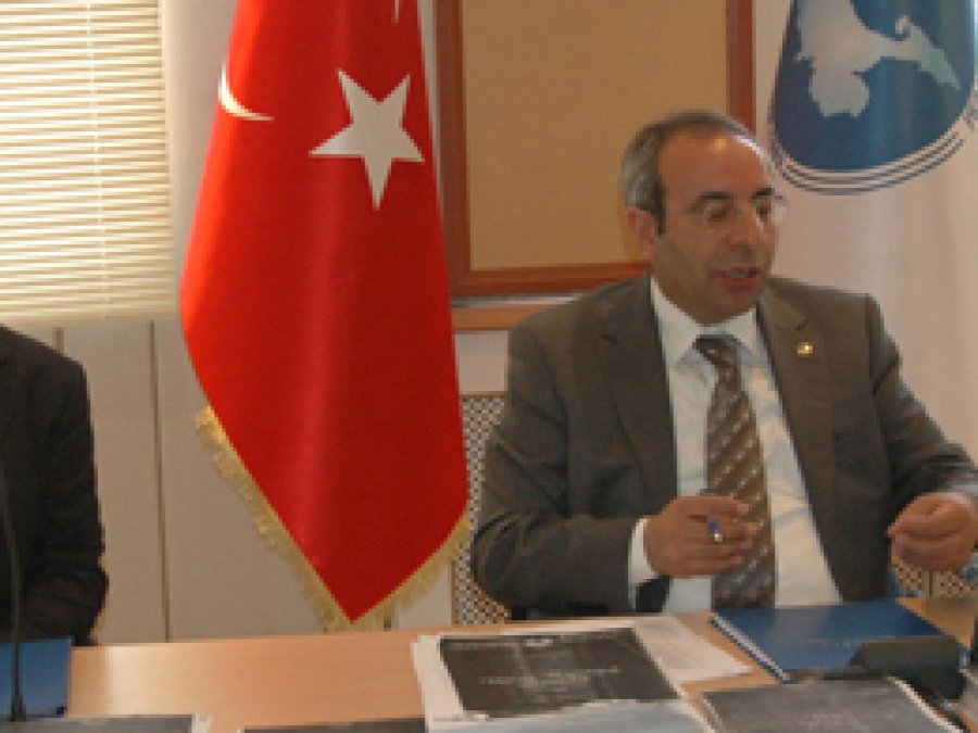 Yüzüncü Yıl'dan Kürdoloji Kontenjanı