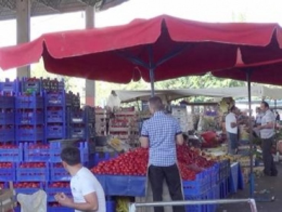 Pazarcılar Güne Duayla Başlıyor