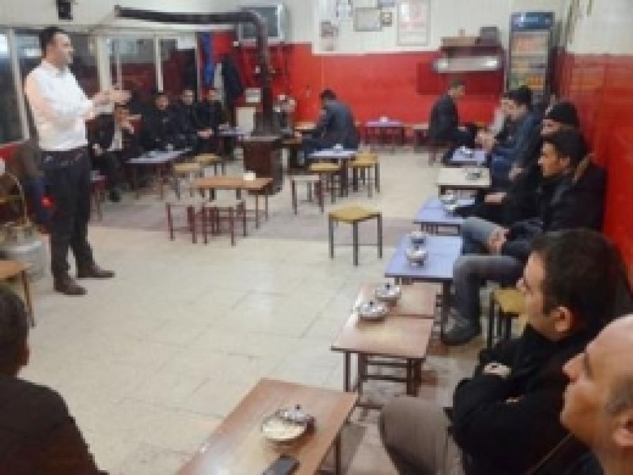 Çay Evinde Aile İçi Eğitim Semineri