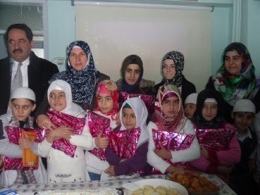 Minik Kur'an Aşıkları İçin Program Düzenlendi