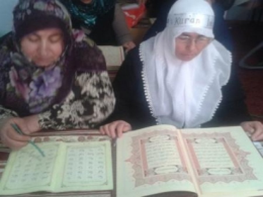 Kur'an Aşkı Sınır Tanımıyor