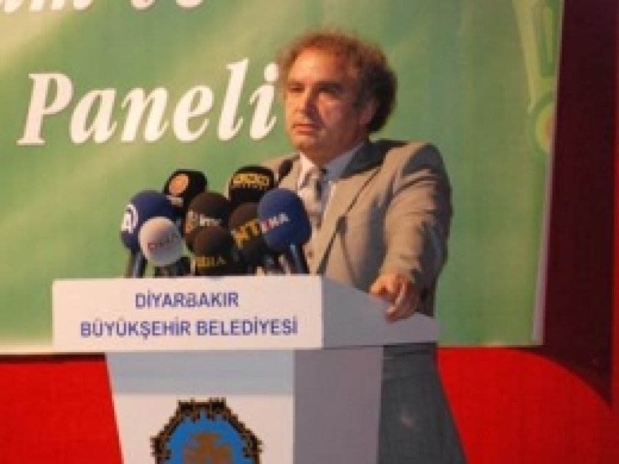 "Ortadoğu'da Barış Arayışı Paneli"