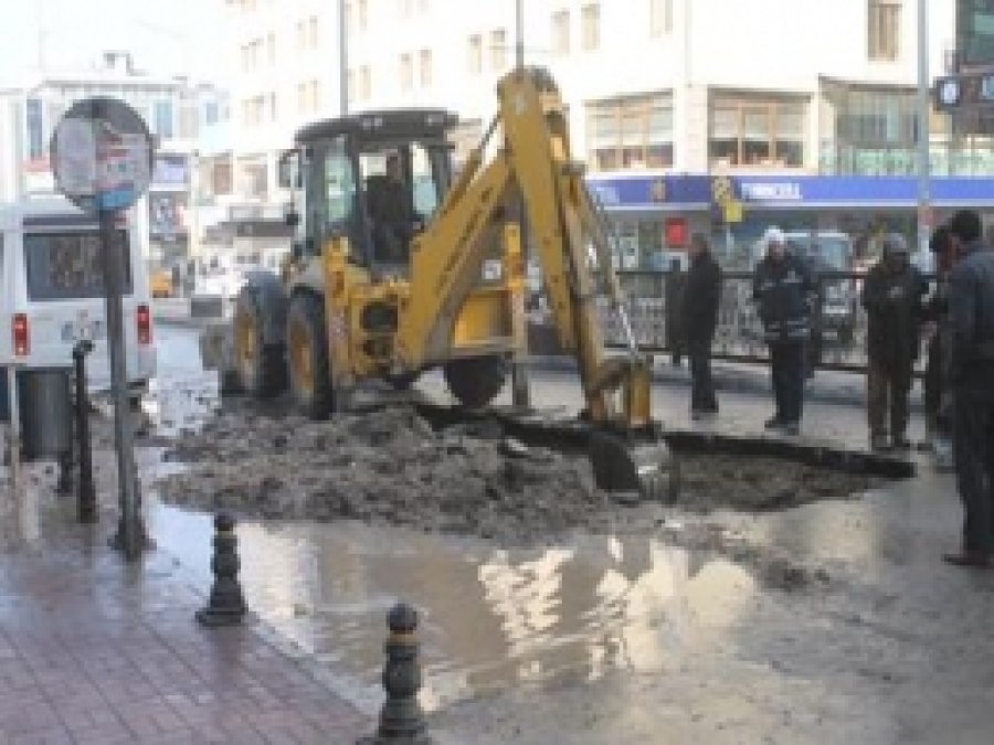 Belediye'den İLKHA Muhabirine Engel