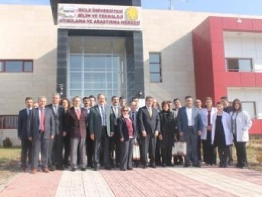 Sanayici ve İşadamları DÜBTAM'ı Gezdi