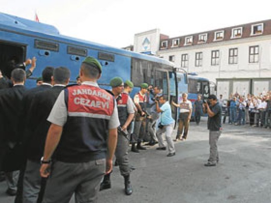 Poyrazköy Davası'nda Tahliye