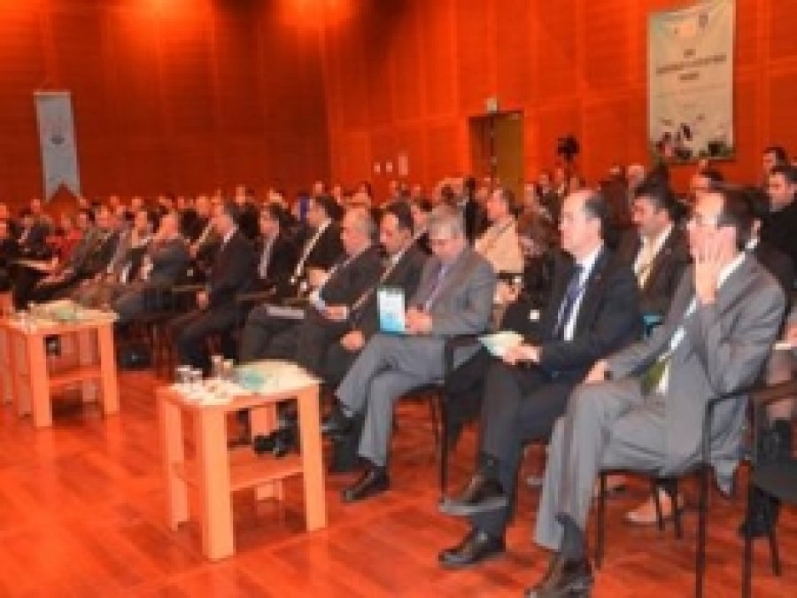 'Park Et ve Otobüsü Kullan' Sloganıyla Trafik Rahatlar