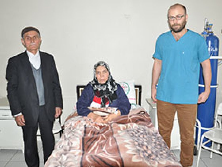 Muş'ta Böbrek Tümürü Ameliyatı Yapıldı