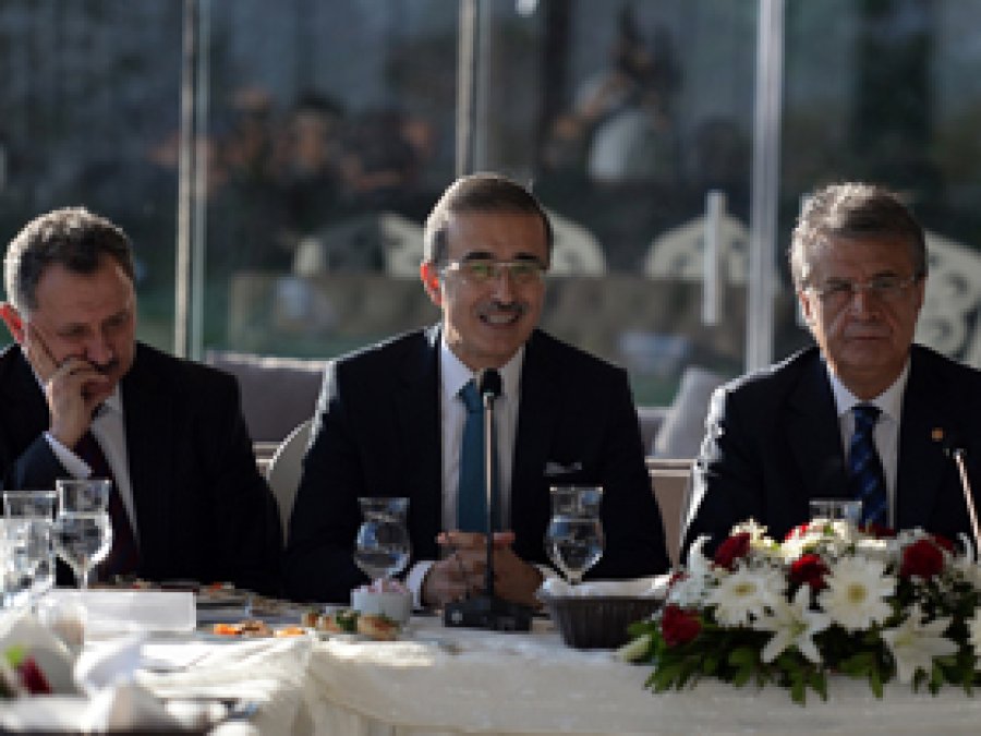 'Ülke Savunması Başkalarına Emanet Edilemez'
