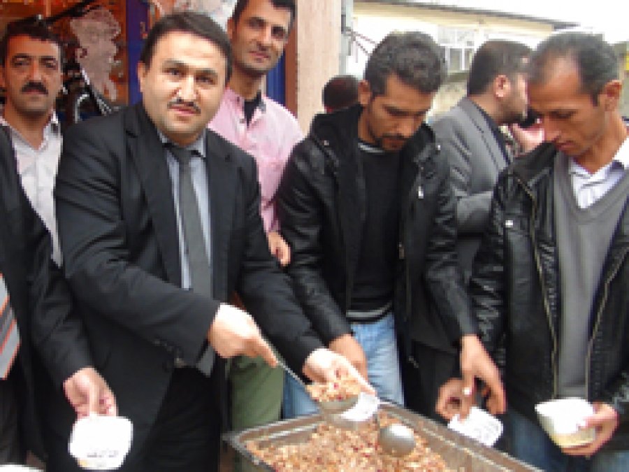 Çermik Müftülüğü Bin Kişilik Aşure Dağıttı
