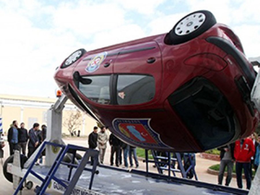 Öğrencilere Uygulamalı Trafik Dersi 