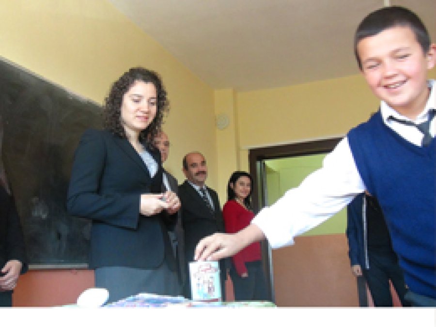 Mardinli Öğrenciler Yetimler için Seferber Oldu