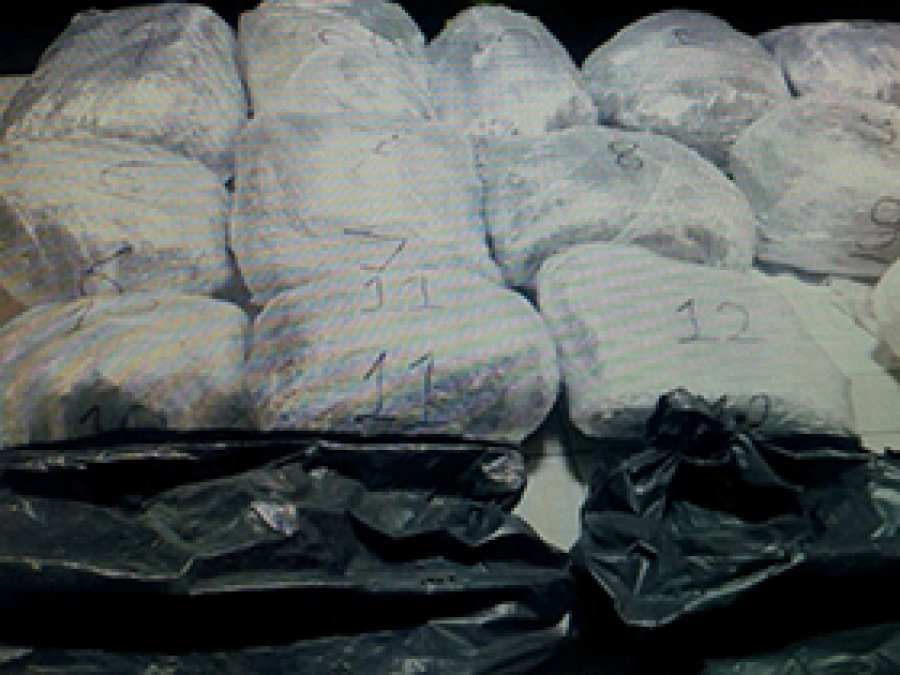 Genç'te 62 Kilo Kubar Esrar Yakalandı