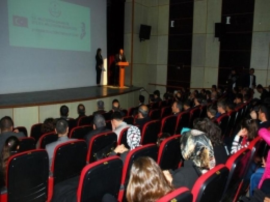 Öğretmenler Günü Bitlis'te Törenle Kutlandı