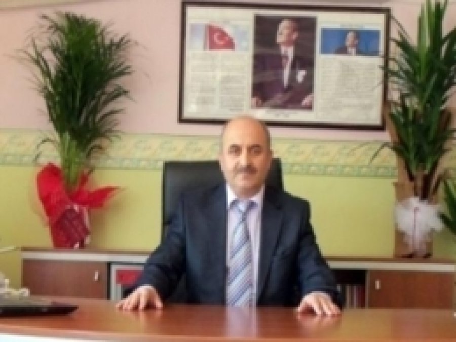 "Sizin En Hayırlınız İnsanlara Faydalı Olanınızdır"