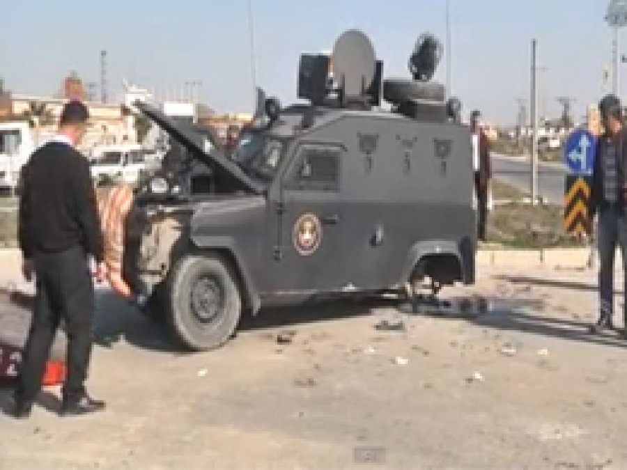Ağrı'da Polis Aracı Devrildi: 1 Ölü, 5 Yaralı