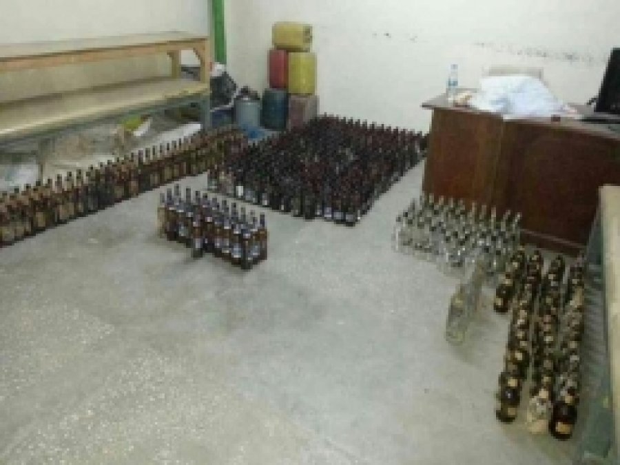 Cizre'de Yüzlerce Molotof Yakalandı