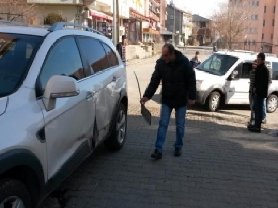 Bingöl'de Maddi Hasarlı Kaza