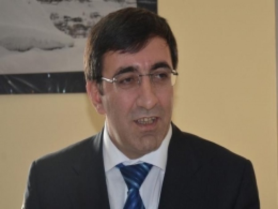 Bingöl'e 5 Yeni Ambulans 