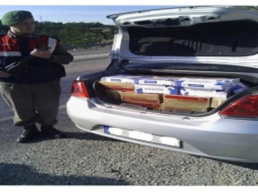 Mersin'de Toplam 35 Bin Paket Kaçak Sigara  Yakalandı 