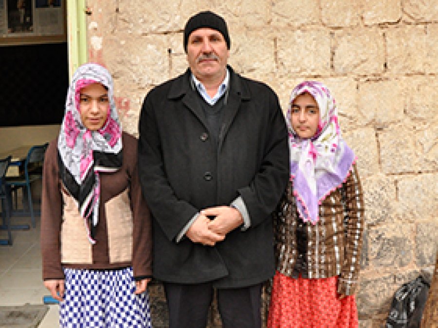 Muhtardan Örnek Davranış