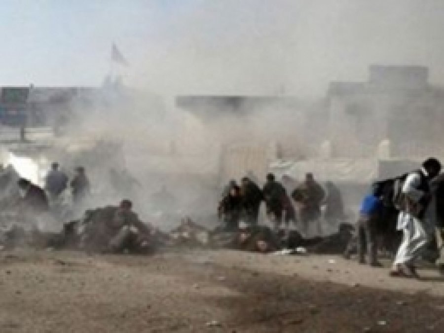 Sınırda Şiddetli Patlama: 20'den Fazla Ölü