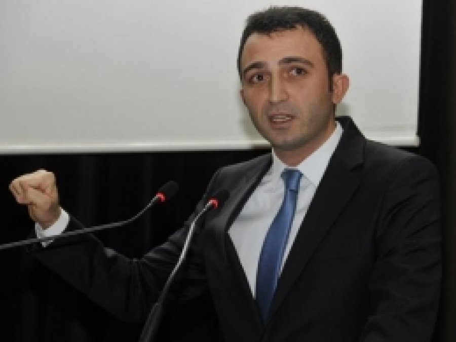 Kalp Ritmi Bozukluğu Yönetimi Kursu Başladı
