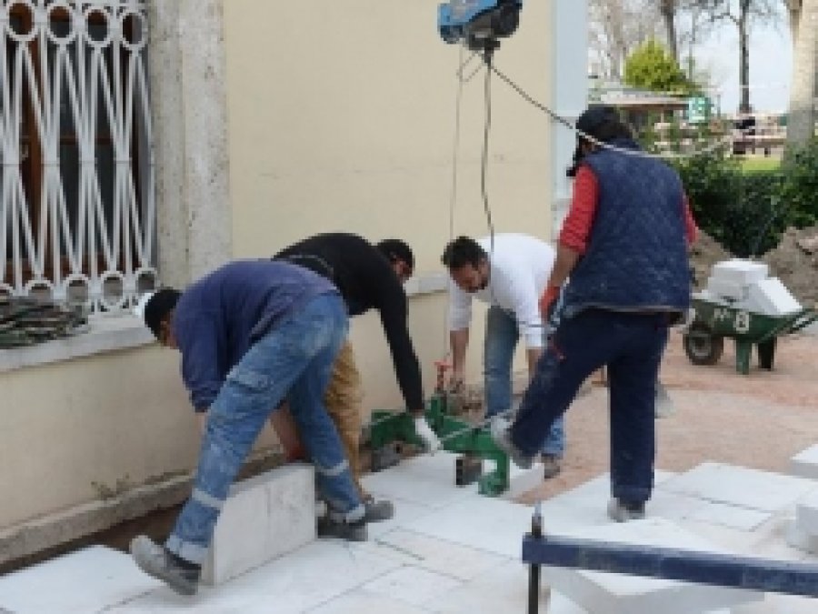 Padişah Türbeleri Onarılıyor