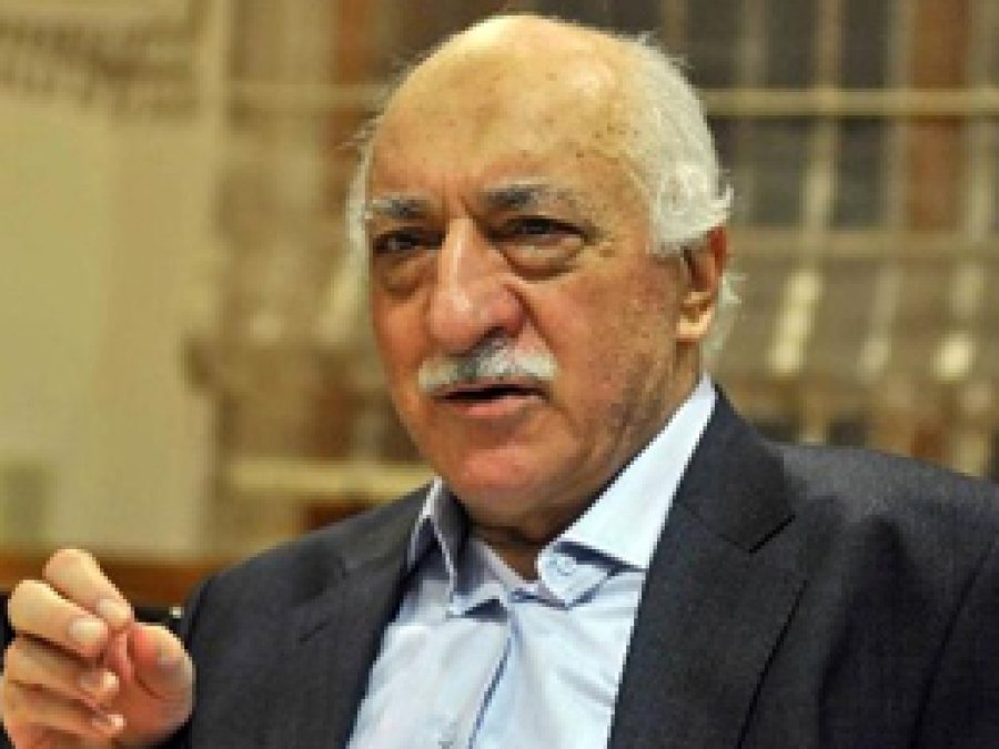 Dilipak: Fethullah Gülen‘e İmralı, Yardımcılarına Silivri
