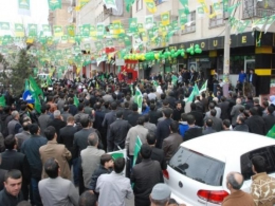 HÜDA PAR Diyarbakır'da İki Seçim Bürosu Daha Açtı