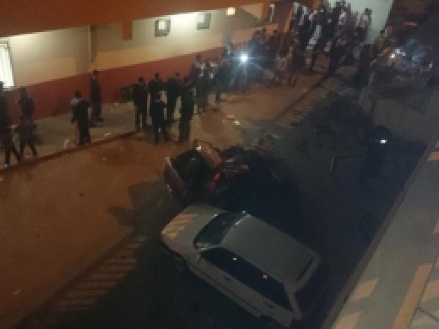 Bariyeri Aşan Araç Uçurumdan Aşağı Düştü: 4 Yaralı