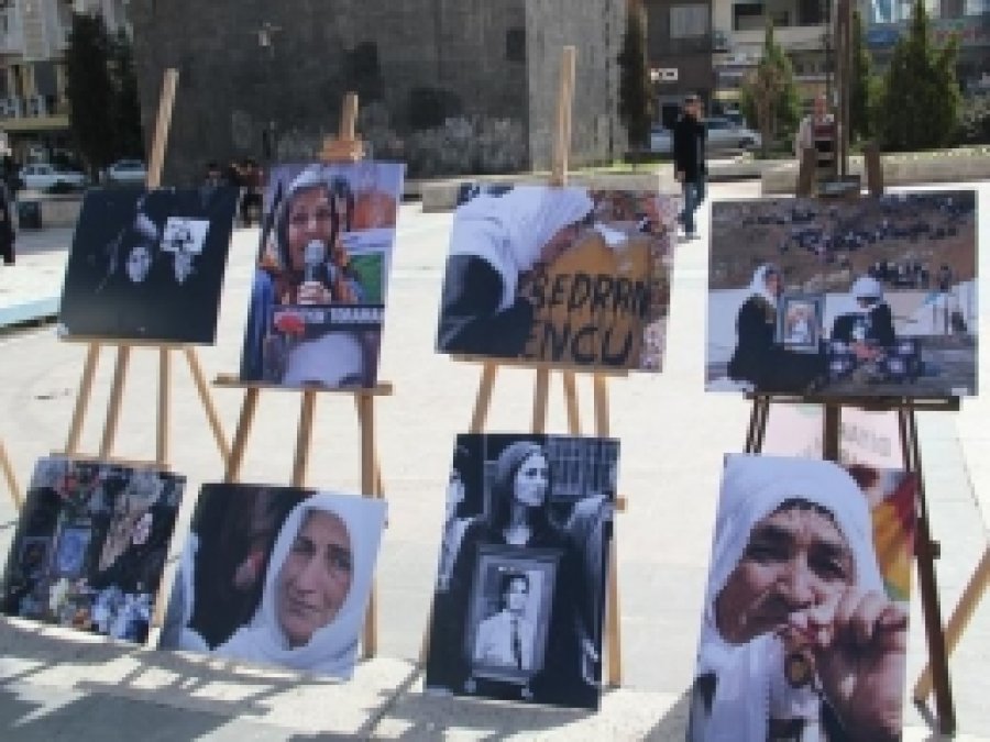 Diyarbakır Barosundan Resim Sergisi