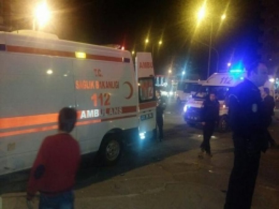 Hatalı Sollama Can Alıyordu: 2'si Ağır 13 Yaralı