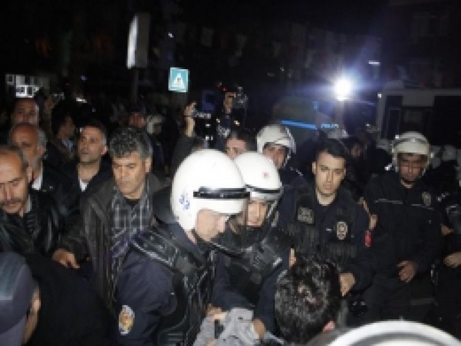 Mersin'de Eylemcilere Müdahale: 25 Gözaltı Daha