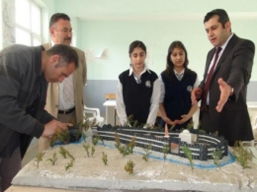 Cizreli Öğrencilerinin 3 Projesi Kabul Edildi