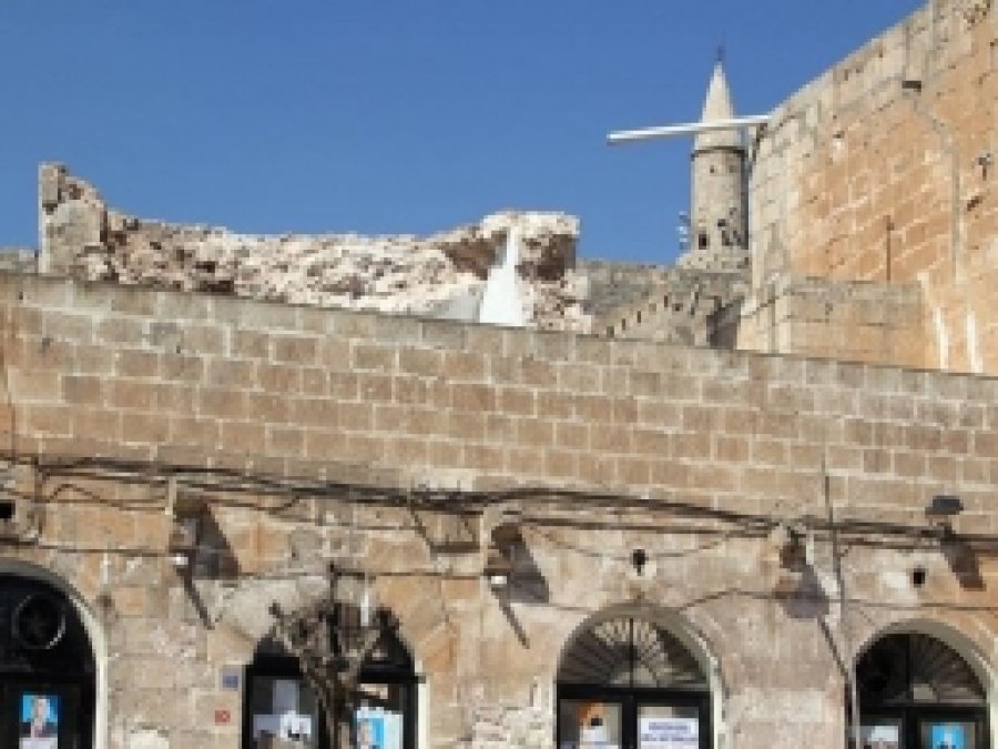Tarihi Köşk Binasında Göçük Meydana Geldi