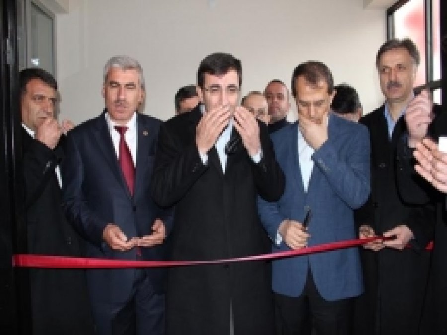 Bakan Yılmaz, Solhan'da Bir Dizi Açılış Yaptı
