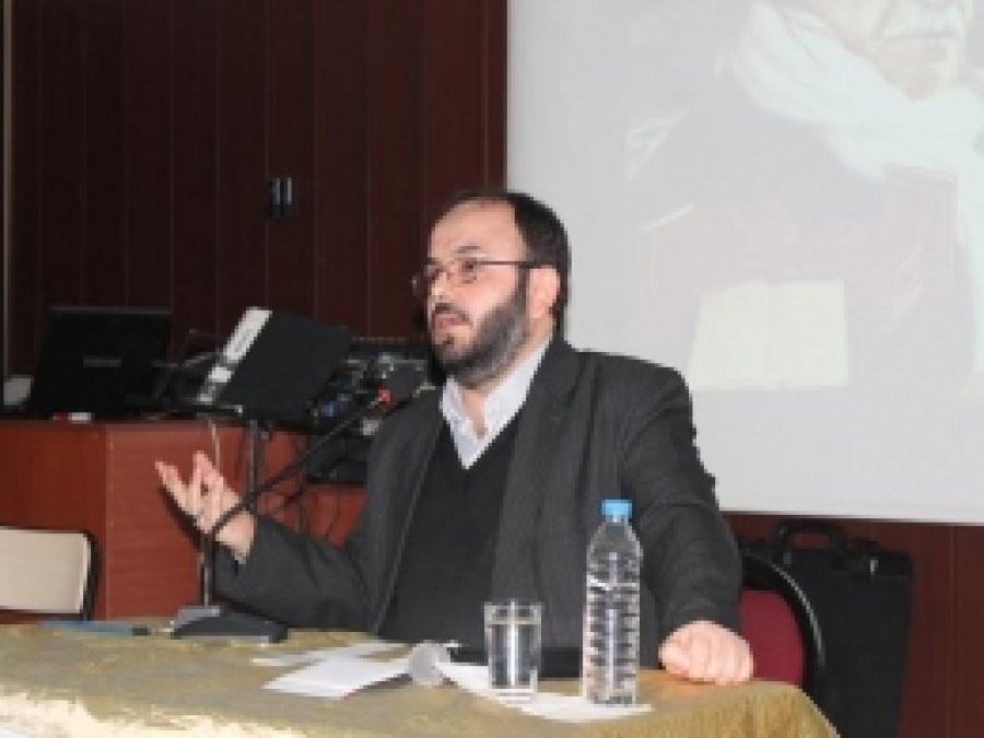 Üniversite Öğrencilerinden Üstad'a Yoğun İlgi