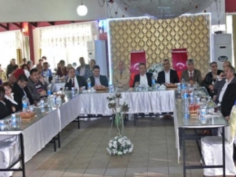 Memur-Sen İzmir'de Üyeleriyle Buluştu 