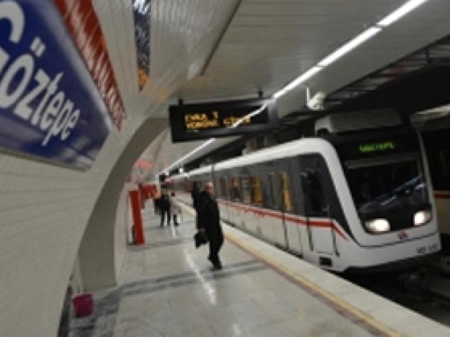 İzmir Metrosu 'Göztepe Durağı' Nihayet Açıldı
