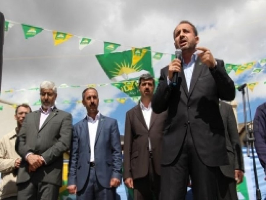 HÜDA PAR'dan Solhan'da Görkemli Miting
