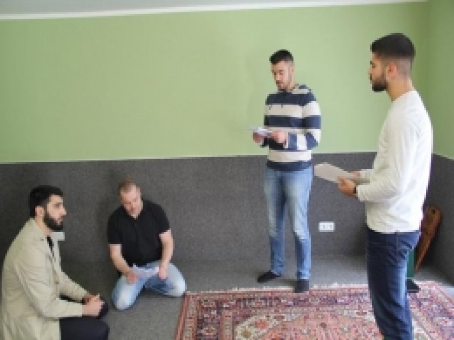Wiesbaden'de Kutlu Doğum Hazırlığı