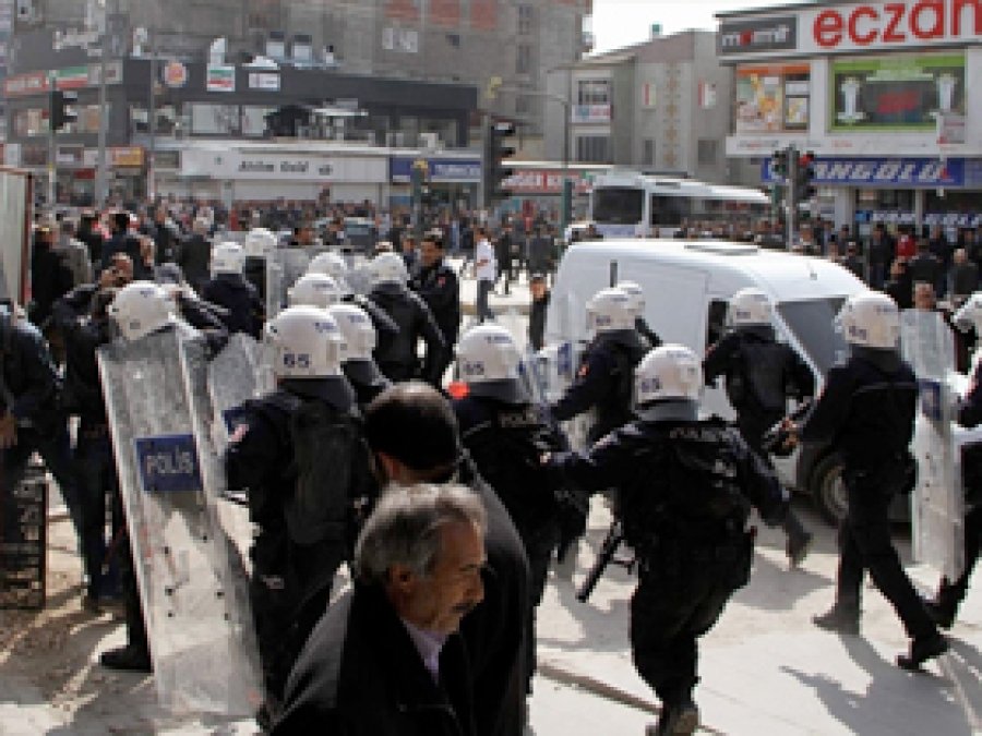 Van'da Seçim İptali Gerginliği