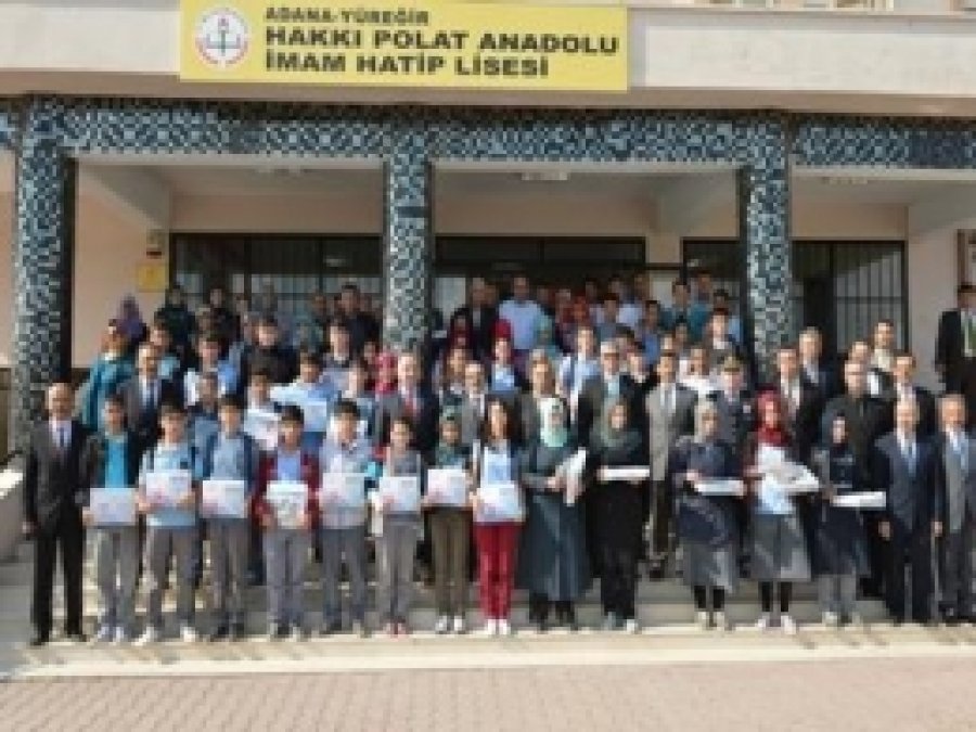 Adana'da 21 Bin Tablet Dağıtıldı