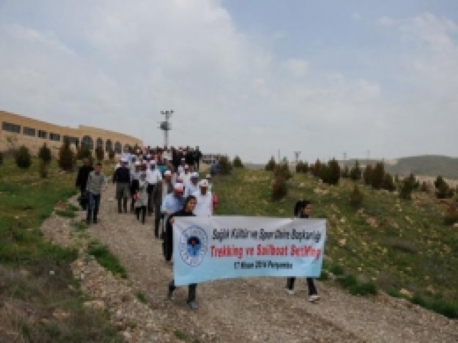 Doğa Yürüyüşü Ve Yelken Gösterisi Yapıldı