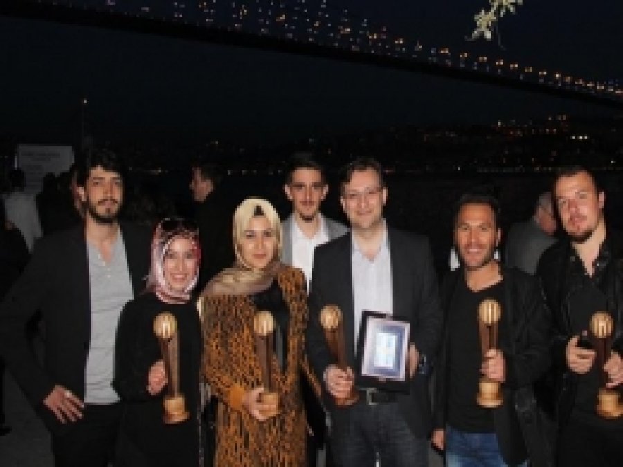Güzel Sanatlara Tasarım Yarışmasından 5 Ödül  
