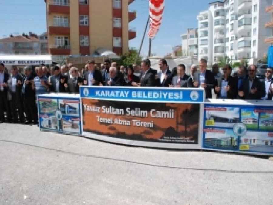 Yavuz Sultan Selim Camii'nin Temeli Dualarla Atıldı