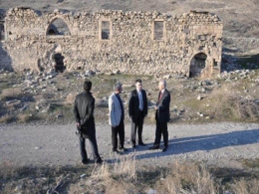 Palu'nun Turistik Yerlerinin Onarımı İçin İlk Adım