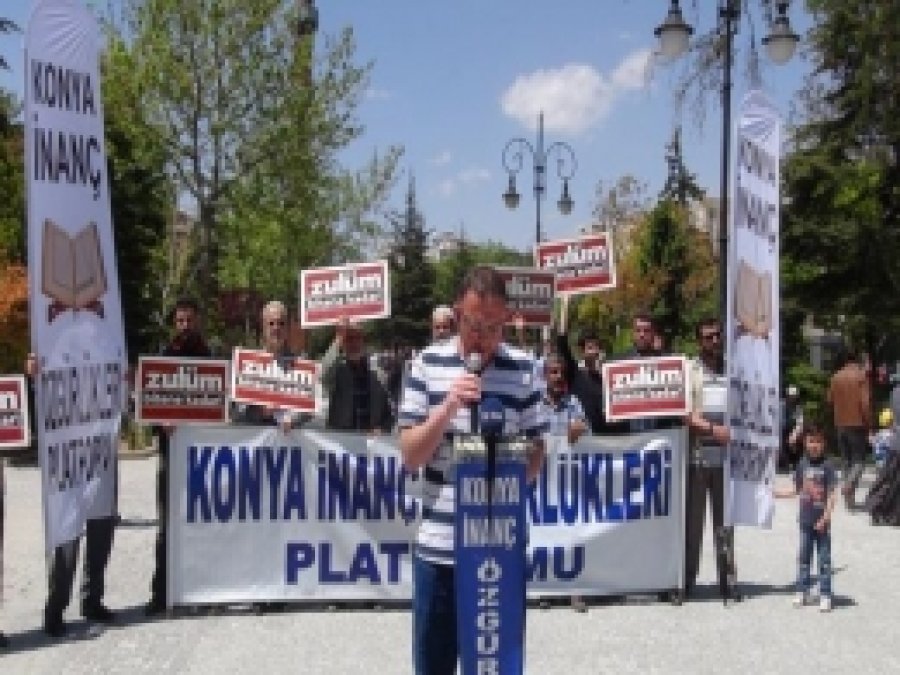 'Laiklik İle Ateizm Arasında Usulde Bir Fark Yoktur'