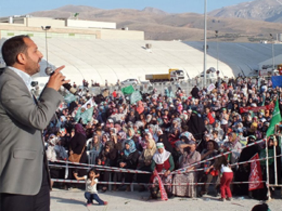 Malatya Peygamber Sevgisini İspatladı