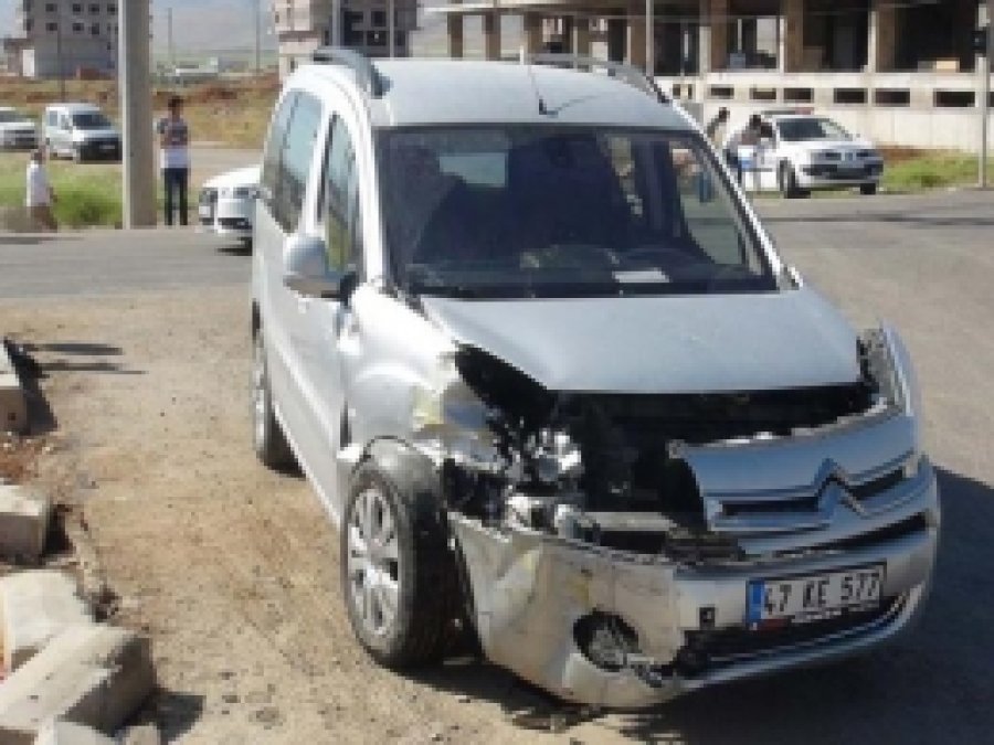 Kızıltepe'de Dikkatsizlik Sonucu Kaza Meydana Geldi